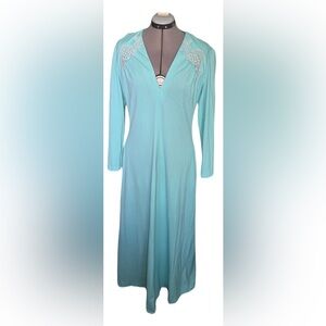 Elegant 70s Turquoise Maxi Dress